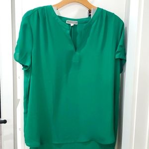 🌼Emerald Green Blouse